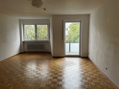 Hell+Ruhig 1-Zimmer-Wohnung mit West-Balkon und EBK, 2025 renoviert, ideal angebunden mit Stellplatz