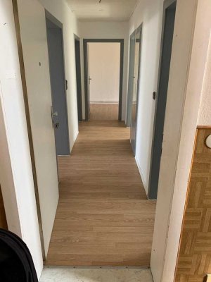 Neu renovierte 3-Zimmer Wohnung