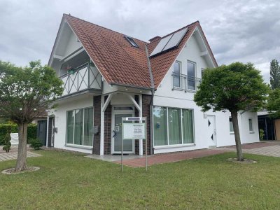 Exklusive 3-Zimmer-Maisonette-Wohnung mit Loggia und EBK in Lahde/Petershagen