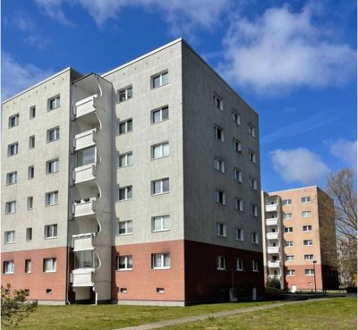 Kapitalanlage: Stilvolle 2-Zimmer-Wohnung mit Balkon in Rostock