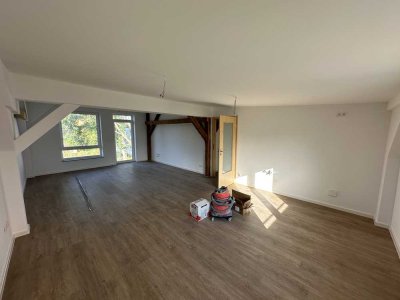 Moderne 3 Zimmer Wohnung mit Balkon und Fußbodenheizung