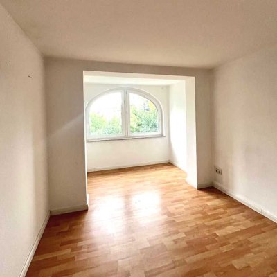 Gemütliche 3  Zimmer mit Balkon im Zentrum von Gera