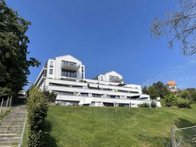 Exklusive, helle 2,5-Raum-Terrassenwohnung in Berg mit tollem Blick über das Schussental