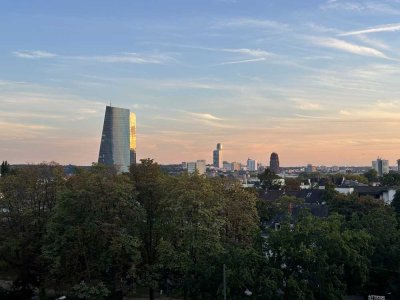 Exklusive Wohnung m DG mit Loggia&Gartenmitnutzung (!) auf der Wittelsbacher Allee - Provisionsfrei!