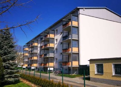 Kleine 1-Raum-Wohnung, großer Balkon!