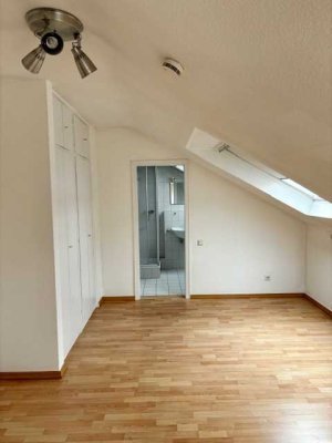 Gepflegte 1-Zimmer-Wohnung mit EBK in Ratingen / Pendler o. Single