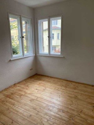 TOP-Wohnung mit Balkon und Wohnküche