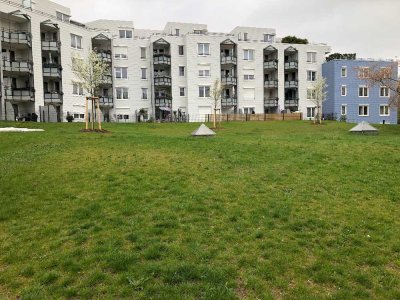 renovierte 3,5-Zimmer-Wohnung mit Balkon