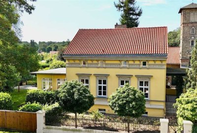 Villa am Schlosspark in Potsdam Bornstedt -
Exklusive Eleganz inmitten grüner Idylle