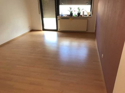 350,00 €, 29 m², 1 Zimmer,  Balkon, Kellerraum, Stellplatz