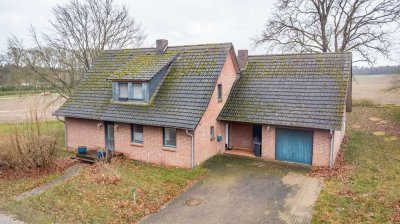 Charmantes Einfamilienhaus mit großzügigem Grundstück und vielseitigen Modernisierungsmöglichkeiten