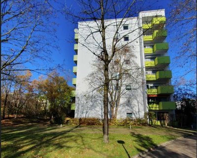 SCHÖN Immobilien:  Wittelsbacher Höfe - gemütliche  2-Zi-Whg mit Küche Süd-Balkon