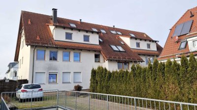 1730- Start-up-Immo! Schnucklige 2 Zi.- Wohnung mit Balkon und TG in Oberjesingen!