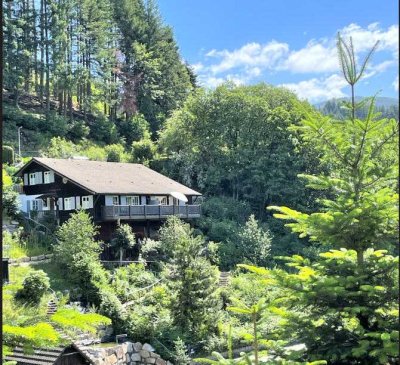 Attraktives Doppelhaus in bevorzugter, unverbaubarer Panoramawohnlage mit zusätzlicher Bebauun