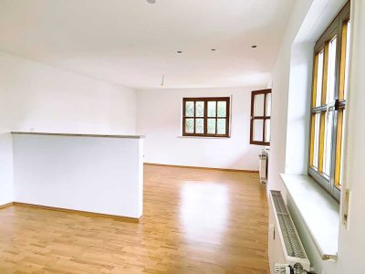 Attraktive 2-Zimmer-Erdgeschosswohnung in Riedenburg, 80 qm, AB SOFORT