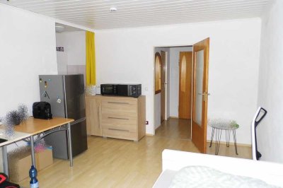 Mariadorf: Appartement * 2. OG * ca. 27,8 m² (Ruhiges MFH) zum 01.05.2025 zu vermieten