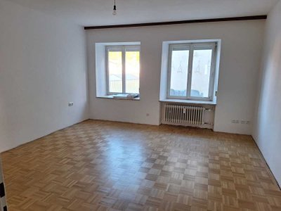 Stilvolle 2,5-Zimmer-Wohnung mit Dachgarten in Bad Tölz