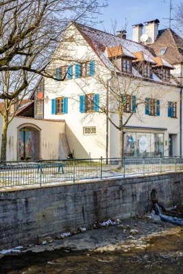 Direkt am Klostergarten: Historisches Wohn- und Geschäftshaus