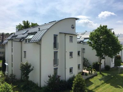 Lichtdurchflutete 3-Zimmer-Maisonette mit großer Dachterrasse, ruhig und zentral gelegen