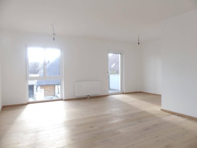 Top 8, Gediegene Wohnung mit Balkon (reserviert)