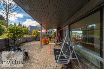 Einfamilienhaus mit Einliegerwohnung und Burgblick