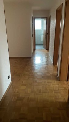 4-Zi.- Wohnung Stuttgart-Hofen