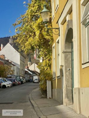 ZENTRUM GUMPOLDSKIRCHEN /// HISTORISCHES BÜRGERHAUS MIT HERRLICHEM GARTEN