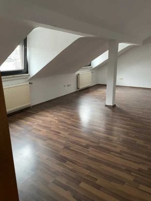 Exklusive 2-Zimmer-Dachgeschosswohnung in Mannheim, Preis gesenkt auf 239.000 €