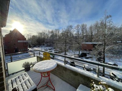 Exklusive 2-Zimmer-Loft-Wohnung mit luxuriöser Innenausstattung mit Balkon und EBK in Flensburg