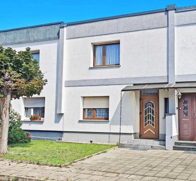 Reihenmittelhaus mit PV-Anlage und Doppelgarage in Dessau-Süd / Törten