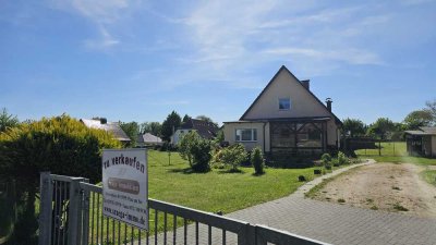 Bauernhaus auf 3000 m² nur 800 m von der Müritz entfernt