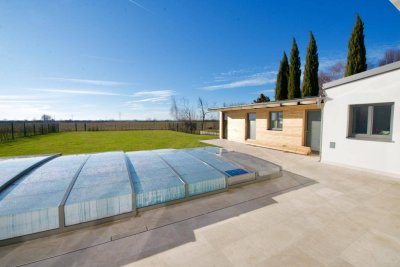 ERSTBEZUG! Topvilla mit Pool