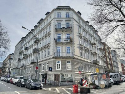 Lichtdurchflutete Wohnung auf HH-Sankt Pauli mit zwei Balkonen zum selbst verwirklichen!