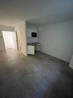 Möbliert/Renovierte  1-Zimmer-Souterrain-Wohnung in Karlsruhe