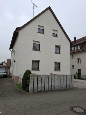 Schöne und gepflegte 3-Raum-DG-Wohnung in Heilbronn