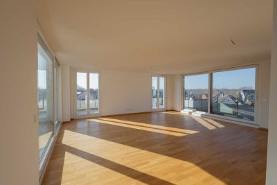 Exklusives Penthouse mit Panorama-Fenstern und Aufzug direkt in die Wohnung