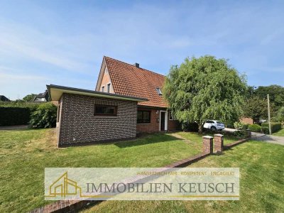 Ruhige Lage mit viel Platz für die Familie, Kaminofen, große Terrasse, 2 Garagen u.v.m.