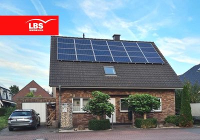 * LBS Marlies Brinker * Junges energieeffizientes Einfamilienhaus in Heek