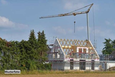 Wohnhaus mit Scheunenanbau - provisionsfrei