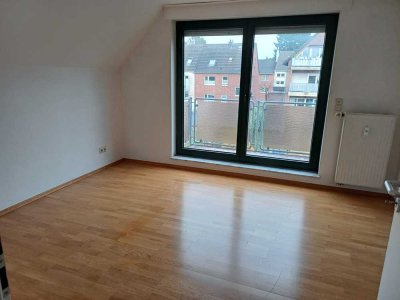 Freundliche 4-Zimmer-Studiowohnung im Dachgeschoß mit 3 Balkonen