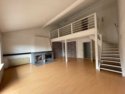 Geräumige 7-Raum-Penthouse-Wohnung mit Balkon in Rödermark