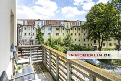 IMMOBERLIN.DE - Moderne 4-Zimmer-Wohnung mit Sonnenbalkon im Holländischen Viertel