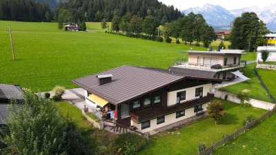 !!FREIZEITWOHNSITZ!! Traumobjekt mit atemberaubendem Bergblick in exklusiver Alpenlage – Leben wo andere Urlaub machen!