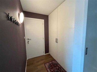 Schöne und modernisierte 2-Zimmer-Wohnung mit Balkon und Einbauküche in Deggendorf