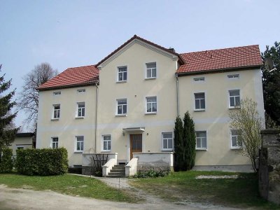 Sonnige Maisonettewohnung, Garage und Spielplatz