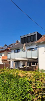 Stilvolle 4,5-Zimmer-Maisonette-Wohnung mit geh. Innenausstattung mit EBK in Leinfelden-Echterdingen