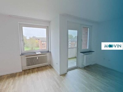 **Renovierte 3-Zimmer-Wohnung mit Balkon und Badewanne**