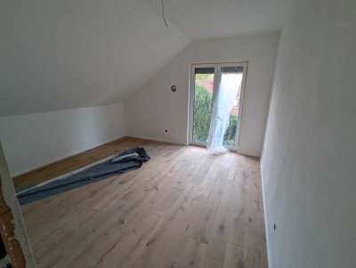 Helle & ruhige 3 Zimmer Neubau Dachgeschosswohnung im Ortskern von Wasserburg