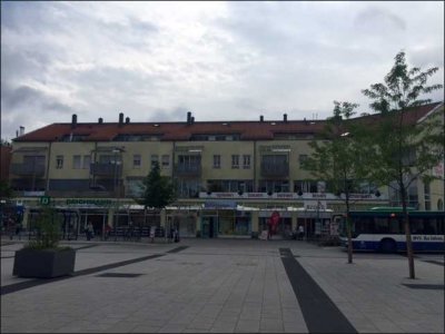 Lichtdurchflutete 3 Zimmer Wohnung mit Dachterrasse in Top Lage