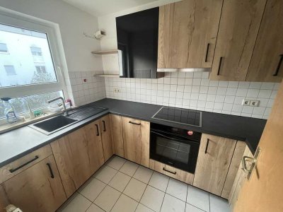 Exklusive, gepflegte 2-Zimmer-Wohnung mit Balkon und EBK in Ravensburg